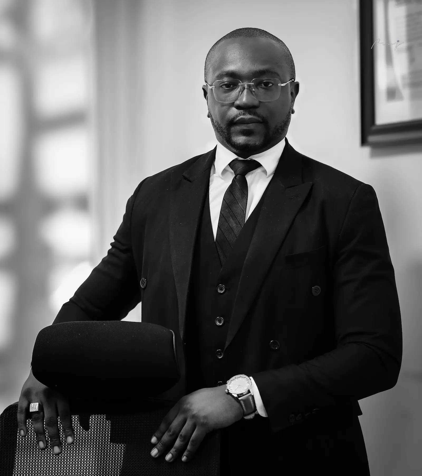 Portrait — Corporate (noir et blanc)